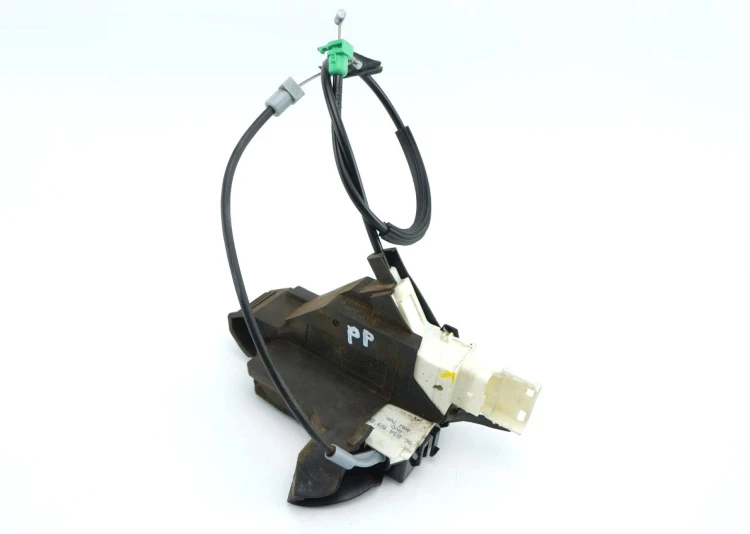 ZAMEK DRZWI PRAWY PRZÓD CITROEN C4 I (2004-2008) 1.4 16V 9683415980
