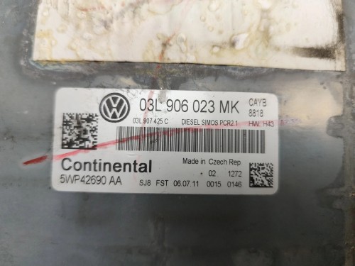 KOMPUTER STEROWNIK SILNIKA VOLKSWAGEN GOLF VI (2008-2014) 1.6 TDI 90KM 03L9