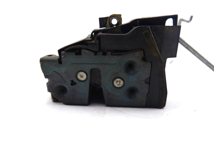 ZAMEK DRZWI LEWY PRZÓD MAZDA 3 I LIFT (2006-2009) 1.6 D