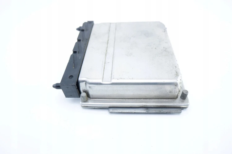 KOMPUTER STEROWNIK SILNIKA VOLVO S80 I (1998-2004) 08627454
