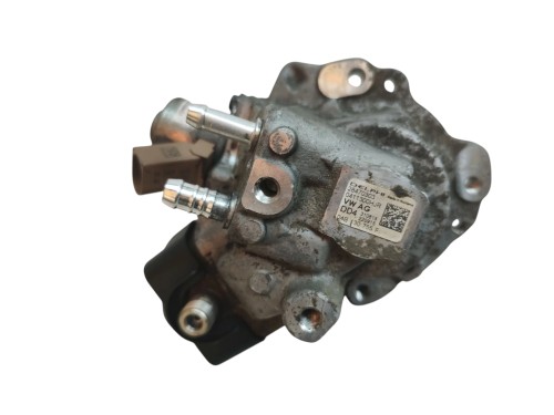 POMPA WTRYSKOWA VOLKSWAGEN GOLF VII (2012-2016) 1.6 TDI 110KM 04B130755F
