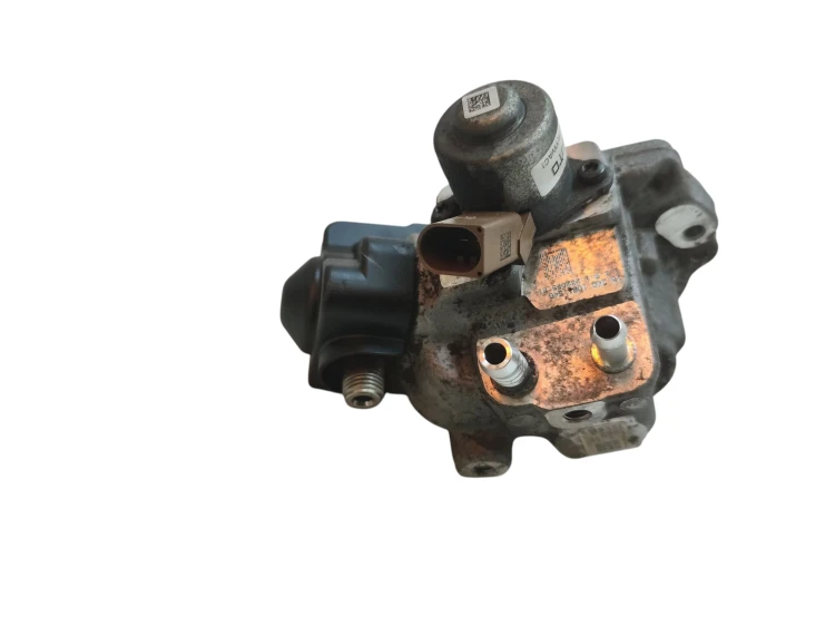 POMPA WTRYSKOWA VOLKSWAGEN GOLF VII (2012-2016) 1.6 TDI 110KM 04B130755F