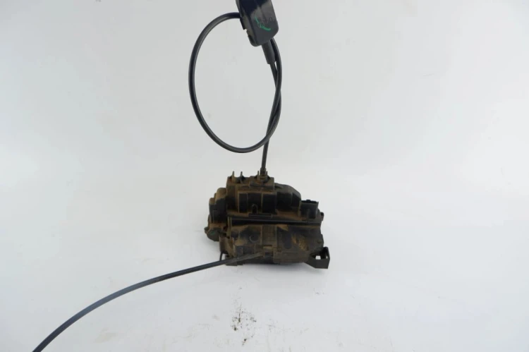 ZAMEK DRZWI PRAWY TYŁ RENAULT CLIO III LIFT (2009-2012) 1.5 DCI