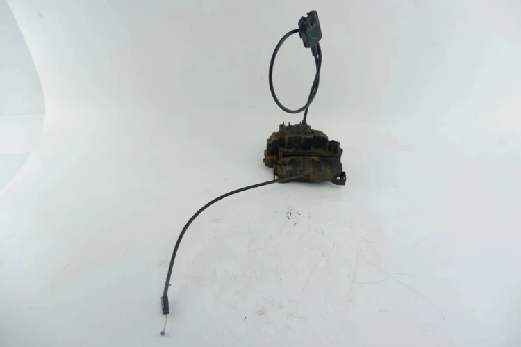 ZAMEK DRZWI PRAWY TYŁ RENAULT CLIO III LIFT (2009-2012) 1.5 DCI