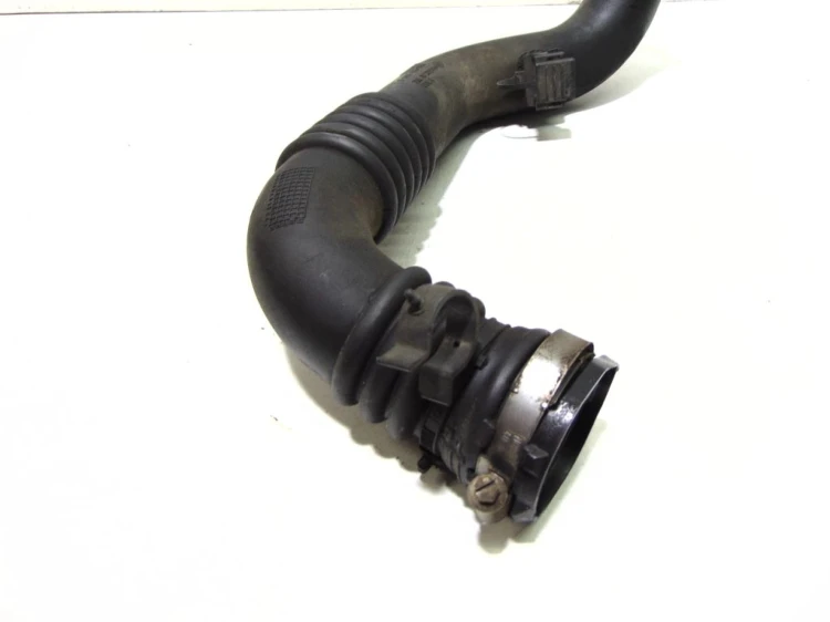PRZEWÓD INTERCOOLERA RENAULT LAGUNA II LIFT (2005-2007) 8200496310