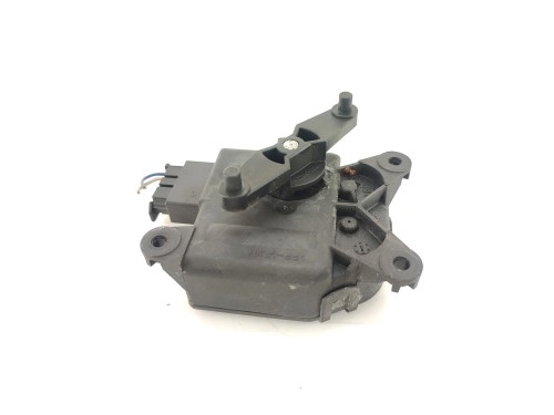 SILNICZEK REGULACJI NAWIEWU OPEL VECTRA C (2002-2005) 2.2 16V 147KM 9180021