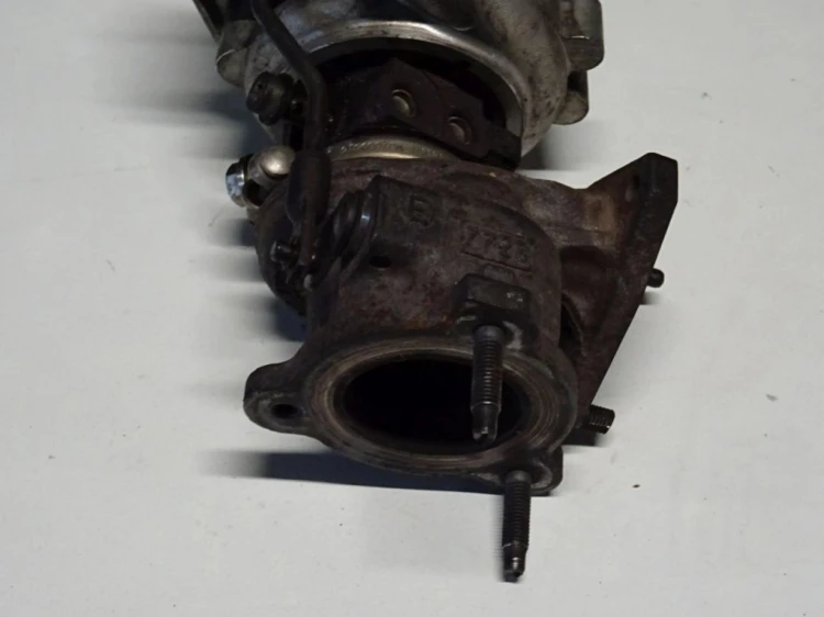 TURBOSPRĘŻARKA RENAULT TWINGO II (2007-2012) 8200864984