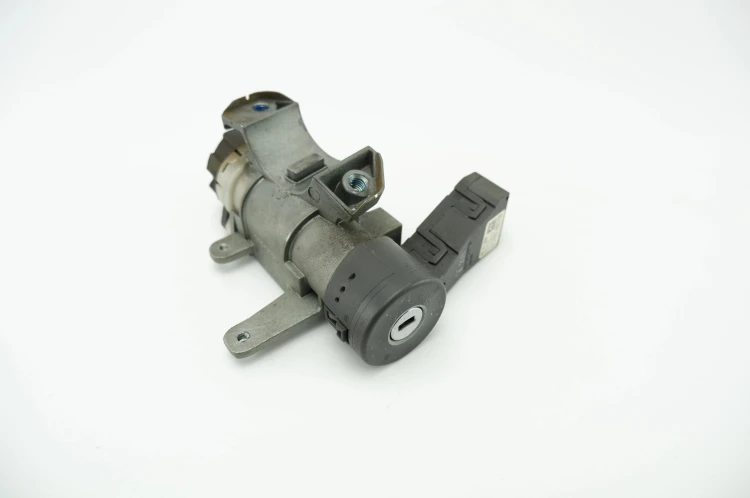 STACYJKA VOLVO XC70 I (2000-2007) 8626324