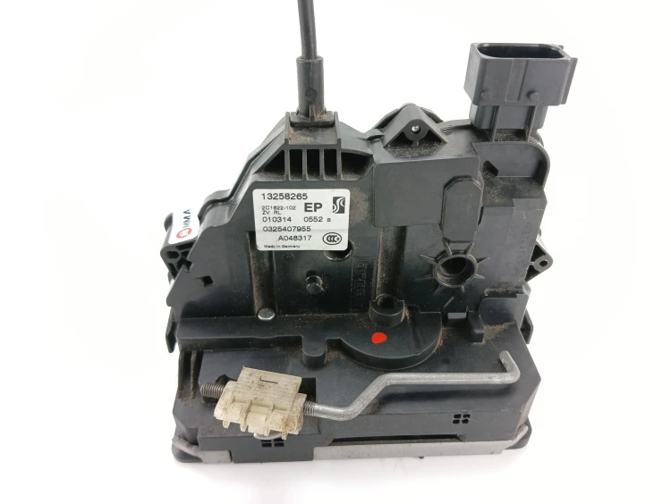 ZAMEK DRZWI LEWY TYŁ OPEL CORSA D LIFT (2011-2014) 1.2 16V 86KM 13258265