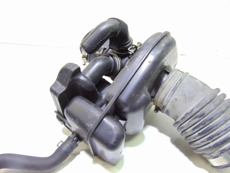 REZONATOR POWIETRZA NISSAN MURANO Z50 (2003-2008) 9Y504