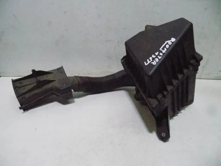 OBUDOWA FILTRA POWIETRZA SKODA ROOMSTER
