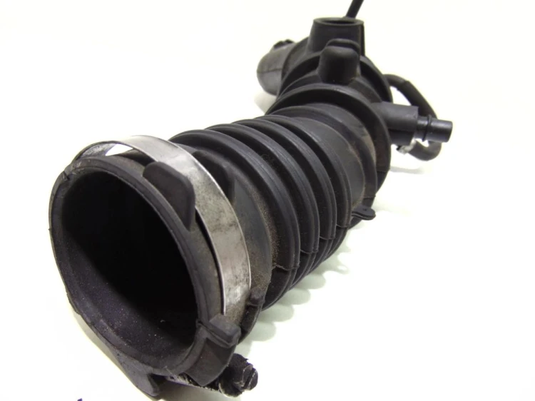 RURA DOLOT POWIETRZA RENAULT CLIO III (2005-2009)