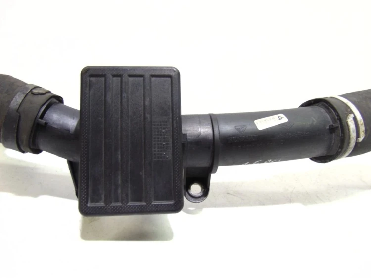 PRZEWÓD TURBOSPRĘŻARKI RENAULT KANGOO II (2003-2008) 8200534296