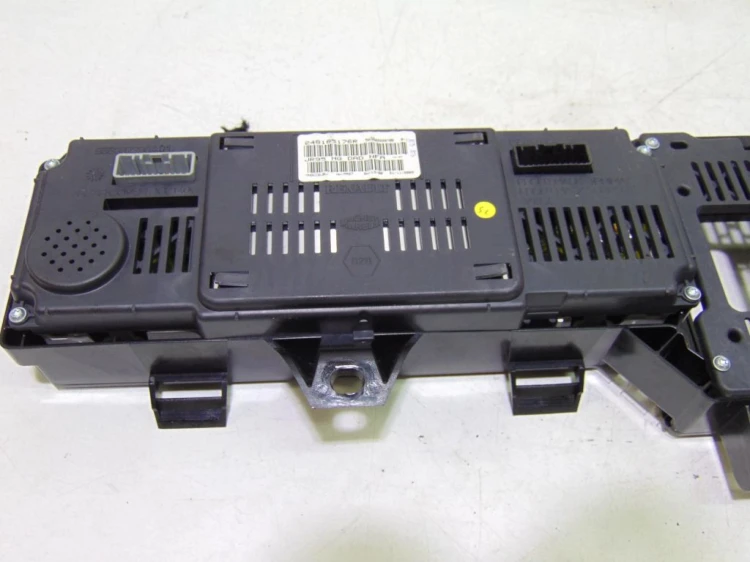 LICZNIK RENAULT SCENIC III (2009-2013) 248105176R