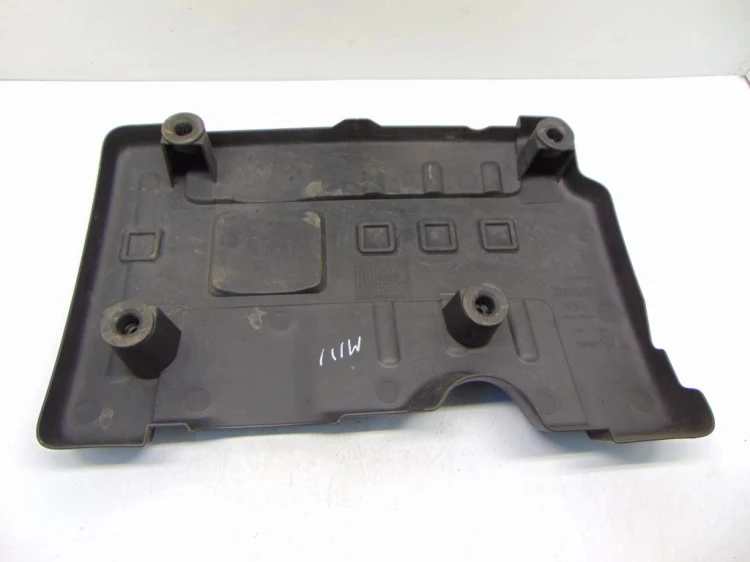 OSŁONA POKRYWA SILNIKA RENAULT MEGANE III (2008-2013) 1.4 TCE