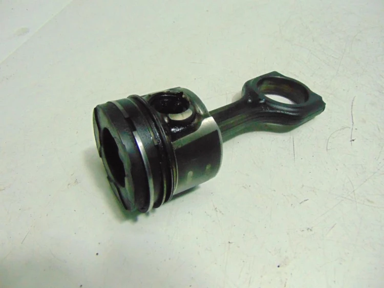TŁOK KORBOWÓD KOMPLET PEUGEOT 307 (2001-2005) 1.6 HDI