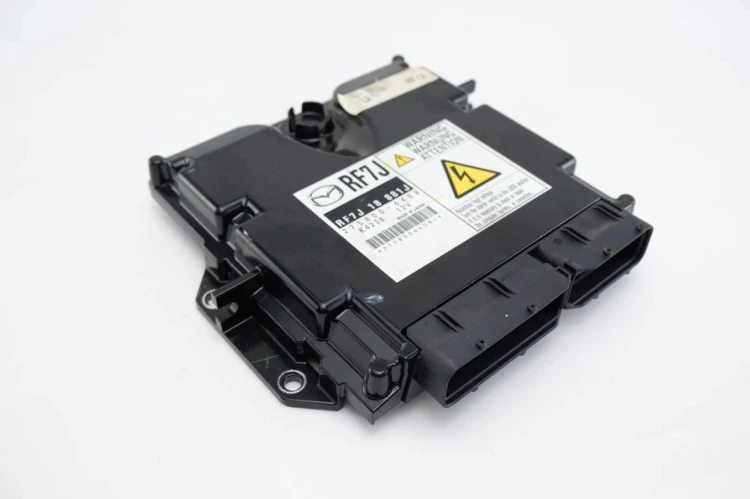 KOMPUTER STEROWNIK SILNIKA MAZDA 6 I LIFT 2.0D 275800-6408
