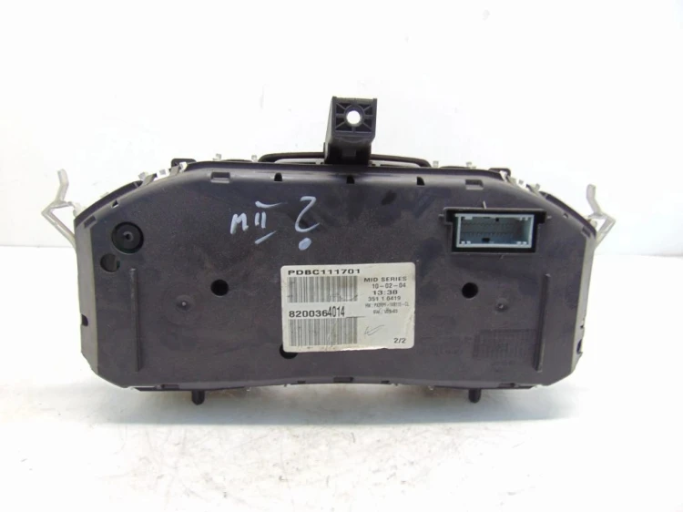 LICZNIK RENAULT MEGANE II (2002-2005) 1.6 16V 8200364014