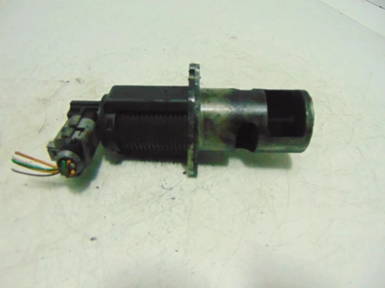ZAWÓR EGR RENAULT ESPACE IV LIFT (2006-2014) 2.2 DCI 8200270539B