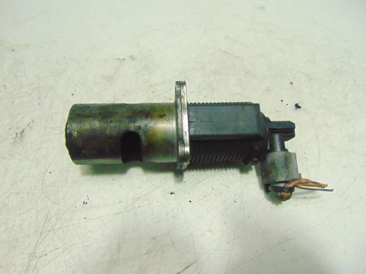 ZAWÓR EGR RENAULT ESPACE IV LIFT (2006-2014) 2.2 DCI 8200270539B