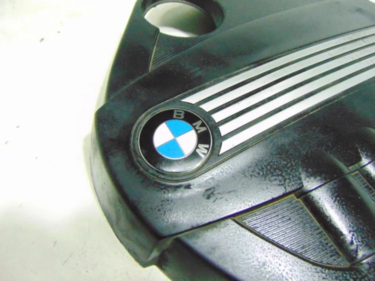 OSŁONA POKRYWA SILNIKA BMW E82 (2007-2011) 123D N47D20D 204KM
