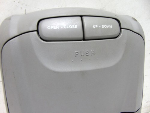 LAMPKA PODSUFITKI SCHOWEK HYUNDAI SANTA FE (2000-2006)