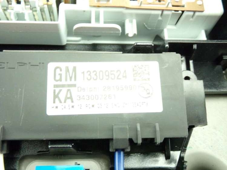 LAMPKA PODSUFITKI OPEL INSIGNIA (2008-2017) 13339682