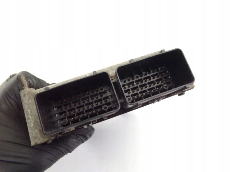 KOMPUTER STEROWNIK SILNIKA CHRYSLER VOYAGER III (1995-2000) 3.0 BENZ P04727