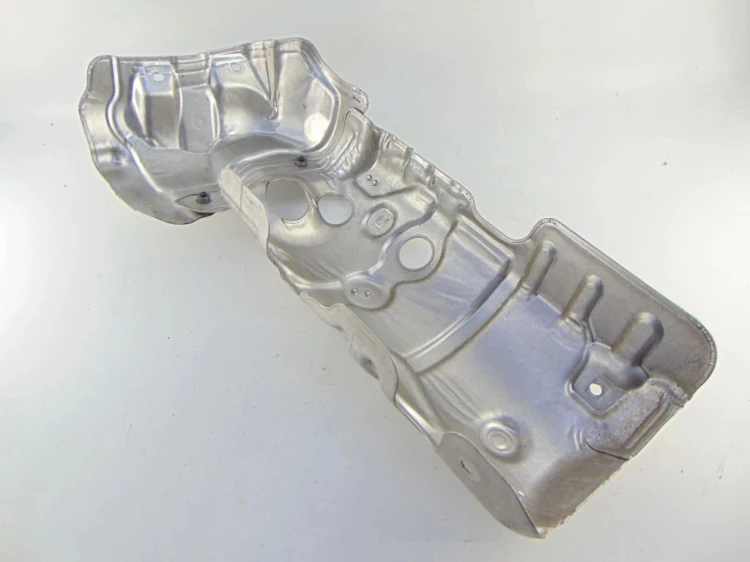 OSŁONA TERMICZNA VOLVO V40 II CROSS COUTRY 1.6 D2 AM51-9N454-CC