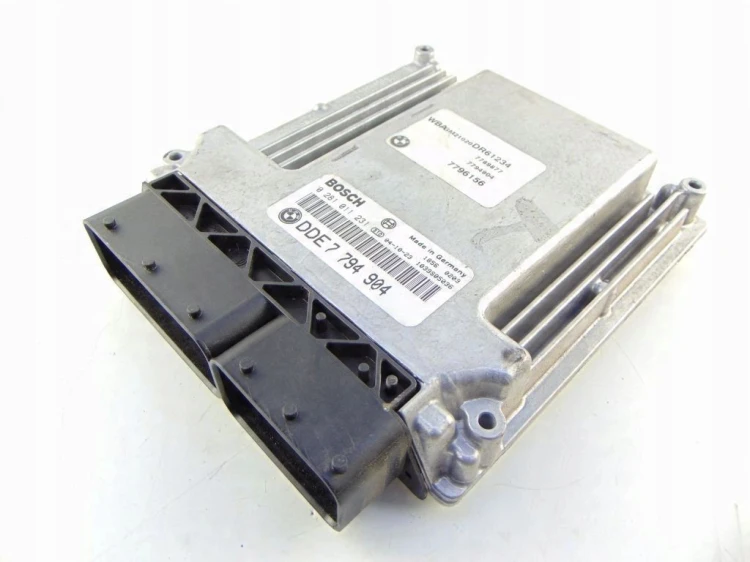 KOMPUTER STEROWNIK SILNIKA BMW E65 (2001-2005) 3.0D M57N 7794904