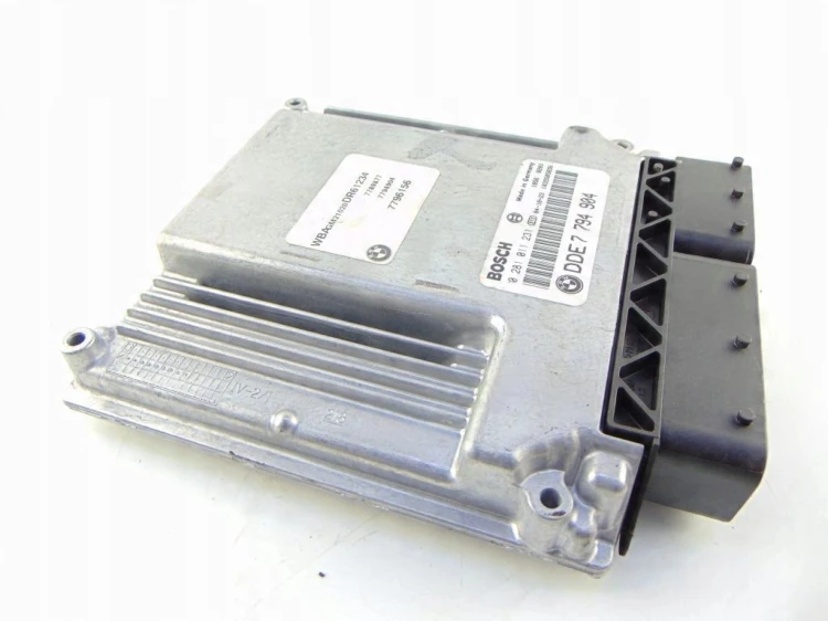 KOMPUTER STEROWNIK SILNIKA BMW E65 (2001-2005) 3.0D M57N 7794904