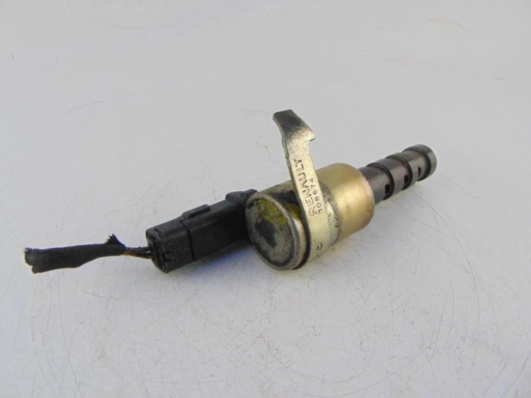 ZAWÓR ZMIENNYCH FAZ ROZRZĄDU RENAULT LAGUNA II (2001-2005) 2.0 16V 108674