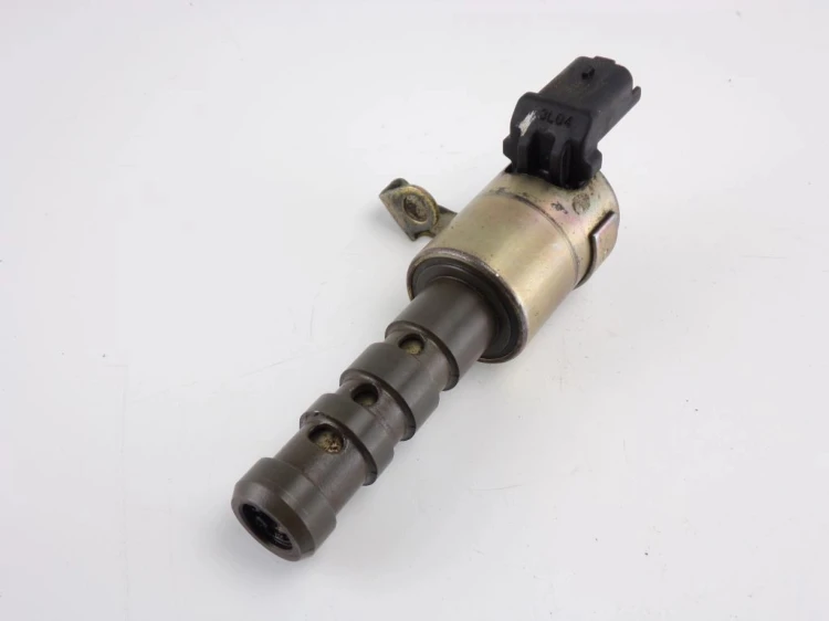 ZAWÓR ZMIENNYCH FAZ ROZRZĄDU RENAULT LAGUNA II (2001-2005) 2.0 16V 108674