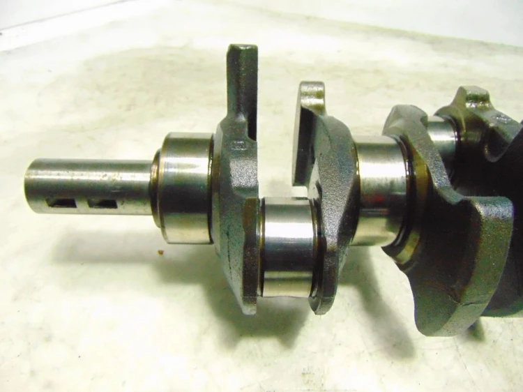 WAŁ KORBOWY CITROEN C5 I (2001-2004) 2.0 16V EW10