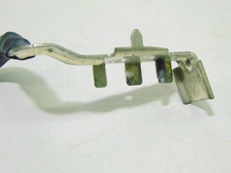 KLEMA AKUMULATORA MINUSOWA VOLKSWAGEN TIGUAN 5NA 5QA915181B