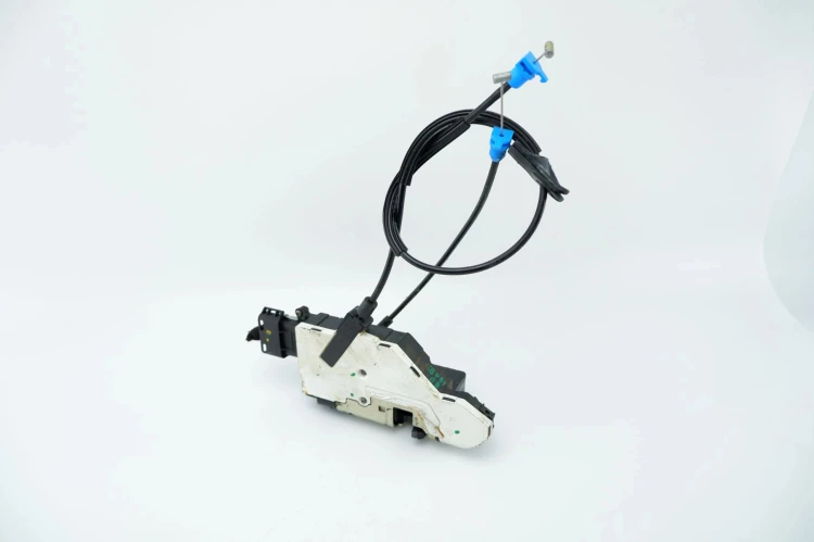 ZAMEK DRZWI PRAWY PRZÓD CITROEN C4 PICASSO (2006-2013)