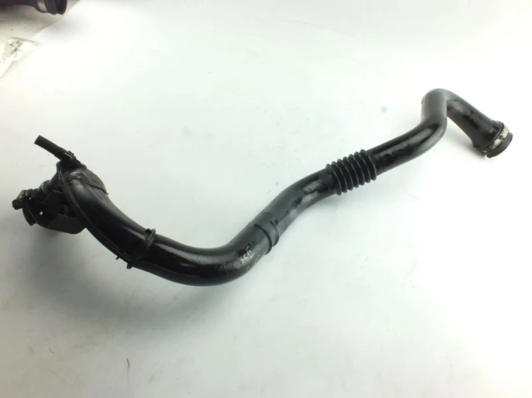 PRZEWÓD INTERCOOLERA RENAULT MEGANE II LIFT (2005-2008) 1.5 DCI 8200166828