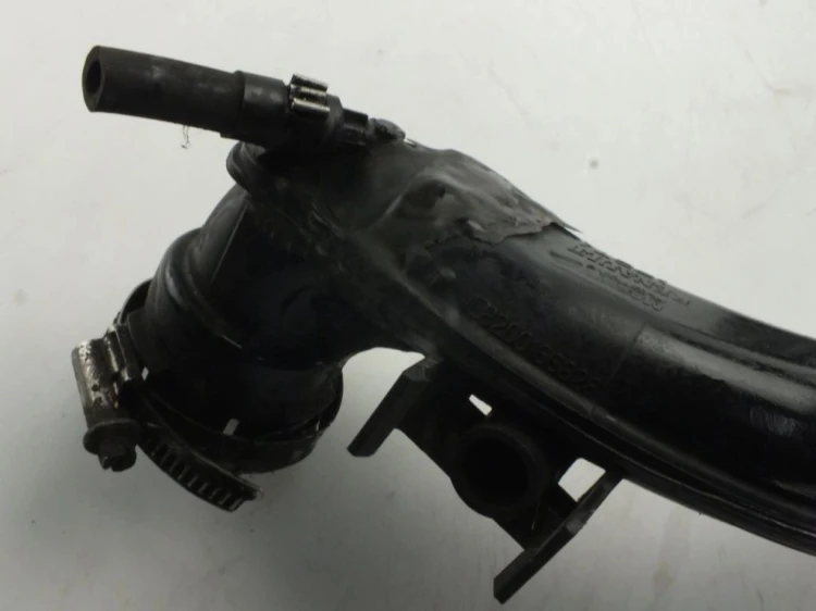 PRZEWÓD INTERCOOLERA RENAULT MEGANE II LIFT (2005-2008) 1.5 DCI 8200166828