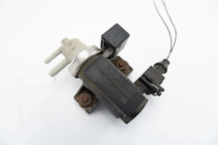 ZAWÓR PODCIŚNIENIA OPEL SIGNUM LIFT (2005-2008) 1.9 CDTI 150 55354529