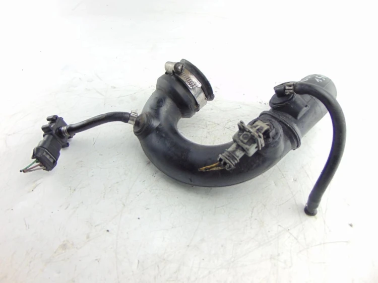 PRZEWÓD INTERCOOLERA RENAULT CLIO II (1998-2003) 1.5 DCI 8200136780
