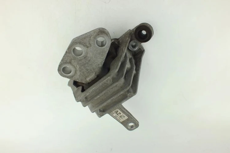 PODUSZKA SILNIKA OPEL INSIGNIA (2008-2017) 13227717