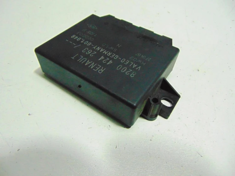 MODUŁ PDC RENAULT MEGANE II LIFT (2005-2008) 1.5 DCI 8200424263