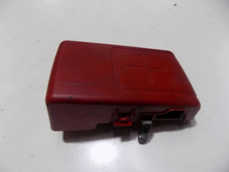 KLEMA AKUMULATORA PLUSOWA RENAULT MEGANE II LIFT (2005-2008)