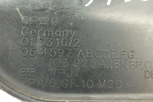 OSŁONA POKRYWA SILNIKA VOLKSWAGEN GOLF IV 1.9 TDI 038103925