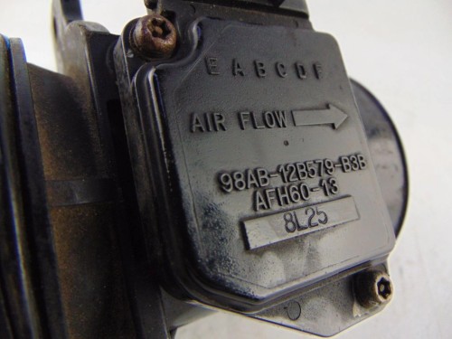 PRZEPŁYWOMIERZ FORD FOCUS MK1 1.8 TDCI 98AB-12B579-B3B