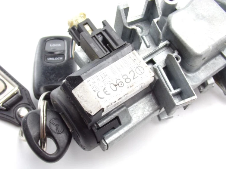STACYJKA MAZDA 6 I (2002-2008) 2.0 16V BENZ GJ6A66938A