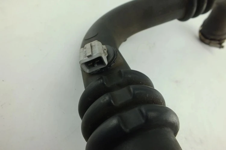 PRZEWÓD INTERCOOLERA RENAULT ESPACE IV (2003-2006) 8200050132