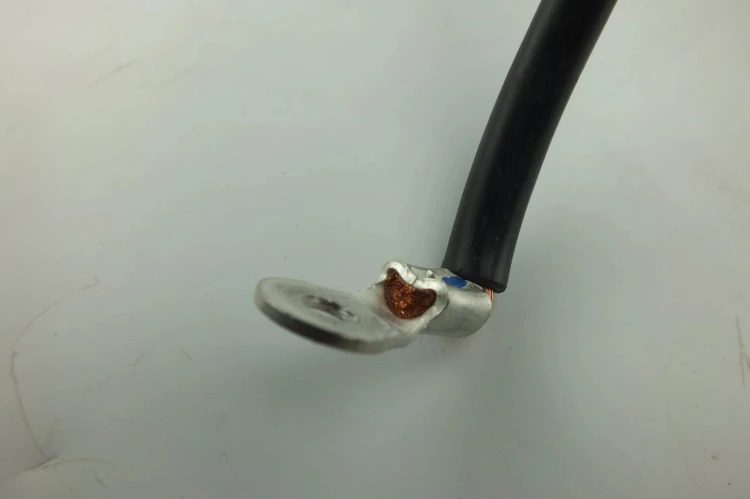 KLEMA AKUMULATORA MINUSOWA JAGUAR XF 3.0D 0199000024