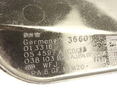 OSŁONA POKRYWA SILNIKA VOLKSWAGEN GOLF IV 1.9 TDI 013316
