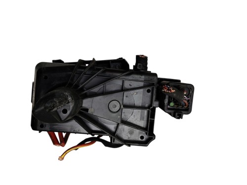 SKRZYNKA BEZPIECZNIKÓW SKODA FABIA III (2014-2018) 1.4 TDI 90KM
